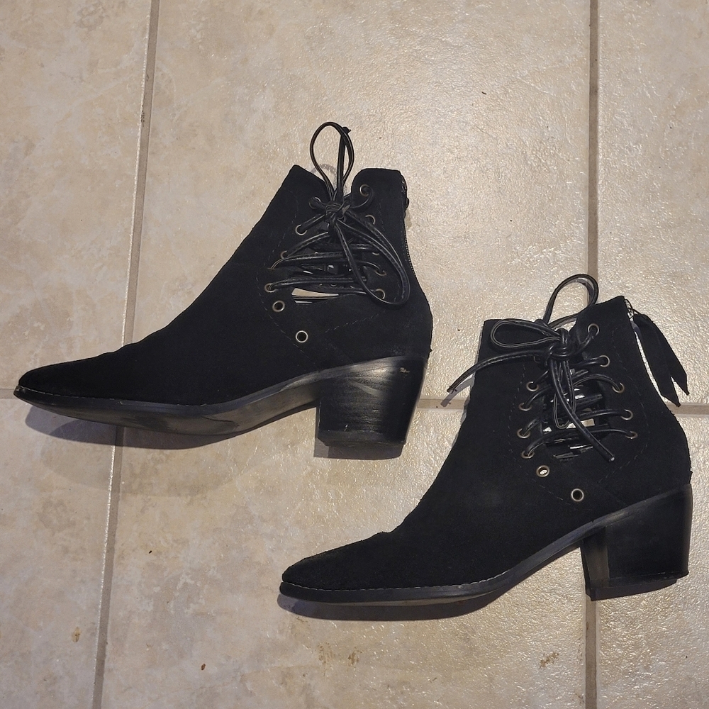 Women's Faux Suede Ankle Boots - Picture 2 of 10